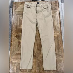 H&M Men’s Slim Fit US 34
Length 30